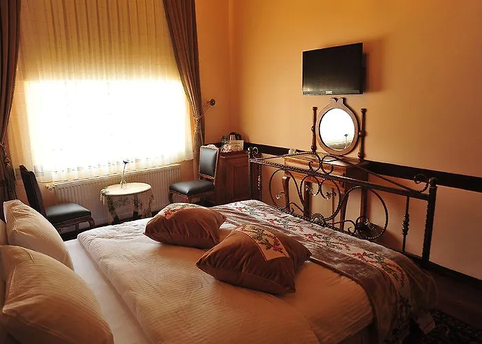 Butik Hotel-hasan Muallim 3* Akşehir